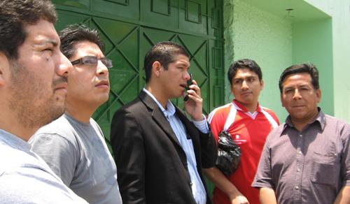 Fueron entrevistados Luis Solis, secretario distrital del Partido Aprista en Carabayllo y el regidor Walverth Calatayud, presidente del comité que investigo el caso del video de la verguenza. Foto: Carlos Santana Aguilar.