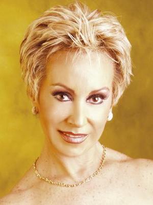 Cecilia Bracamoente.
